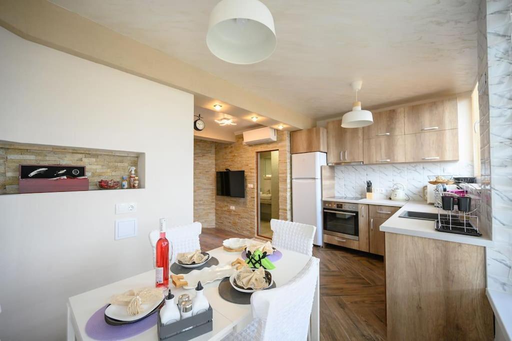 Sunset Luxury Apartment Warna Exterior foto